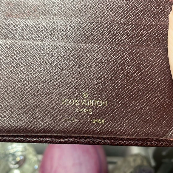 Vintage, Authentic, Louis Vuitton TAIGA  bi-fold wallet Bordeaux  Leather - Picture 9 of 15